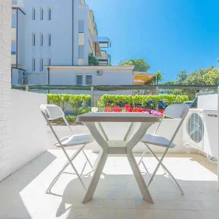 Park Immobiliare Pacella * ليدو دي يسولو